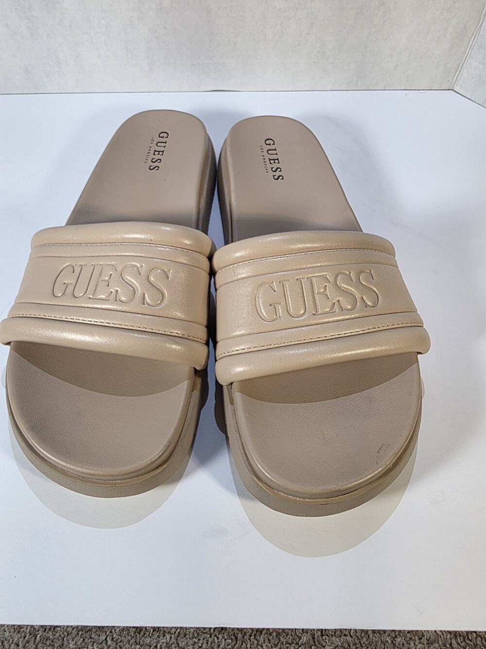 GUESS Women’s 10M Beige Nude Platform Slide Sandals Embossed Logo Slip On